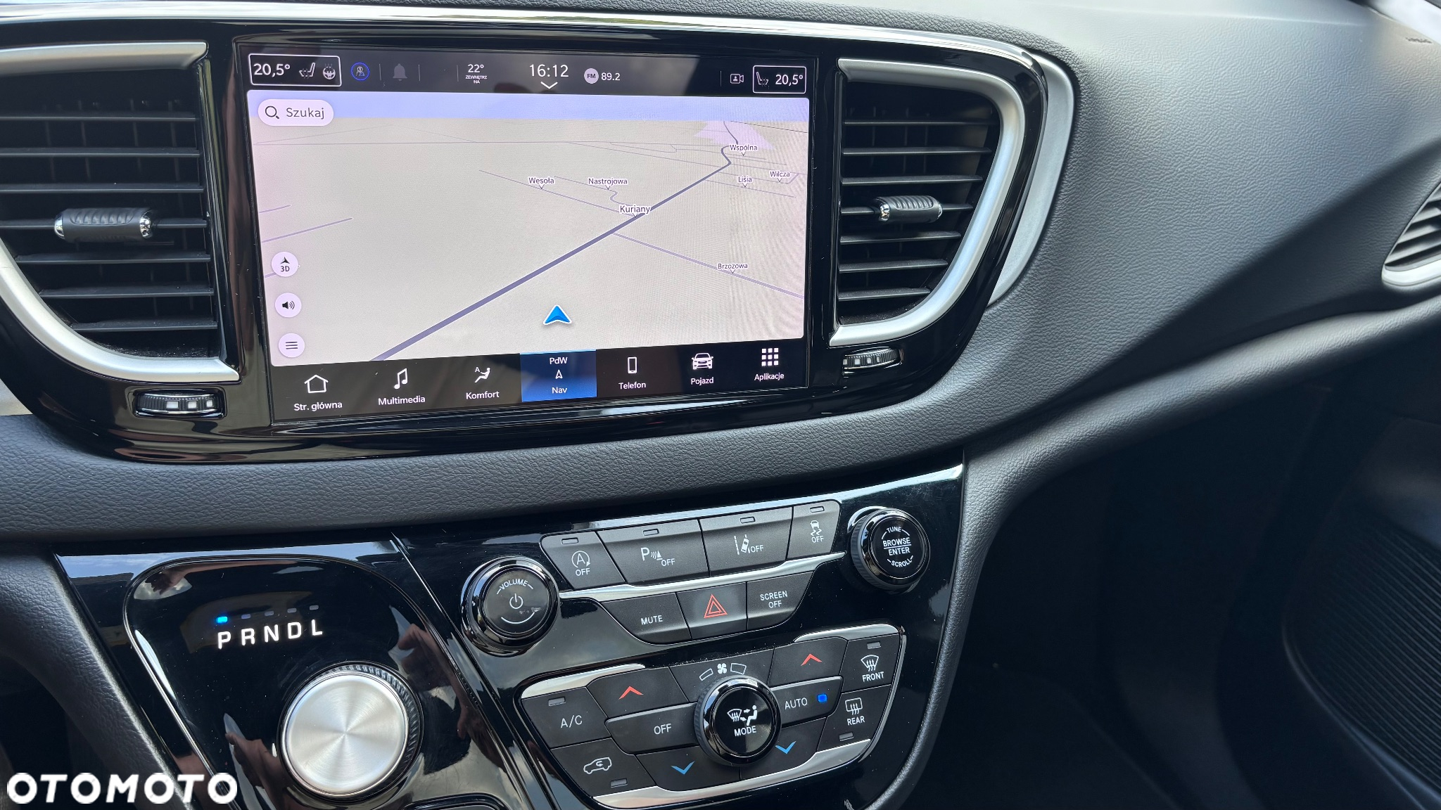 Chrysler Pacifica - 33