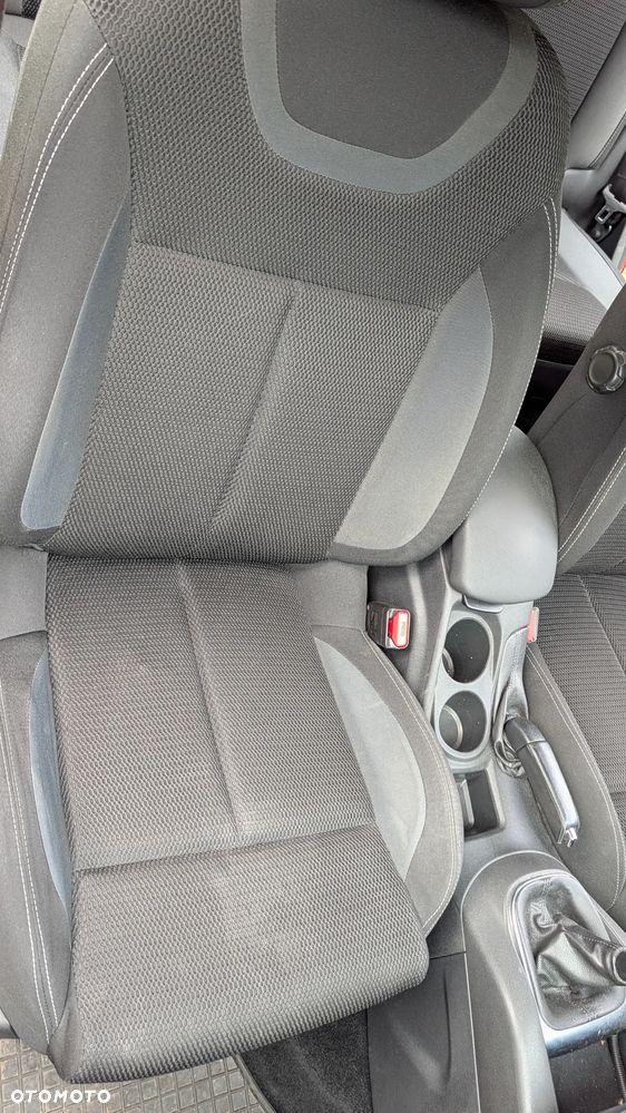 Citroën C4 HDi 90 Selection - 12