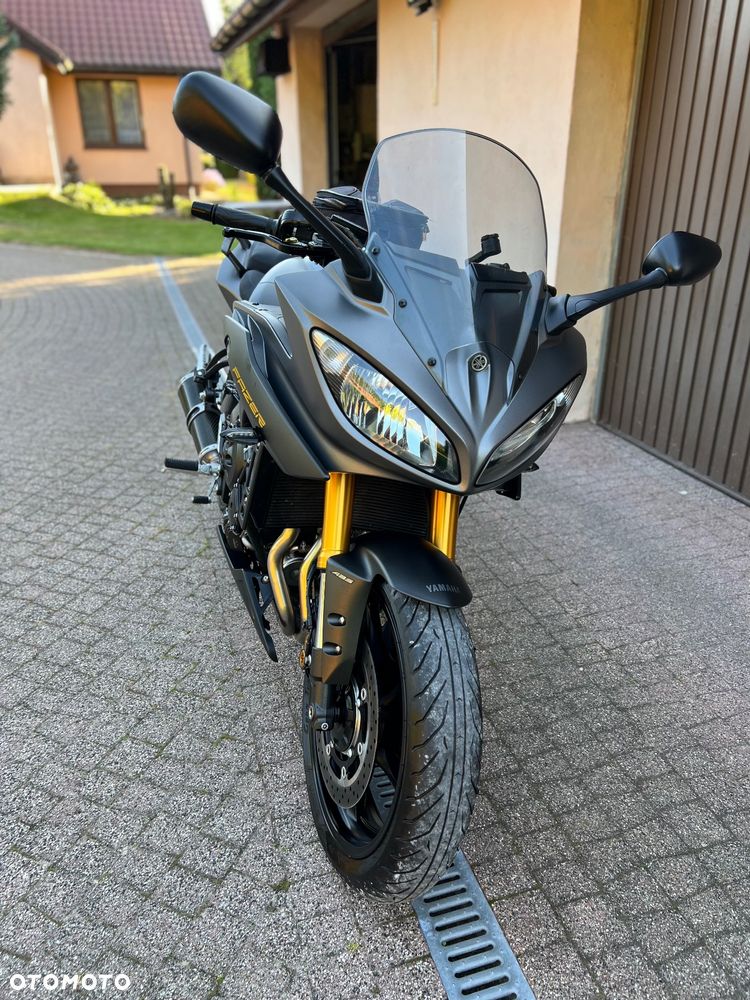 Yamaha FZ8 - 2