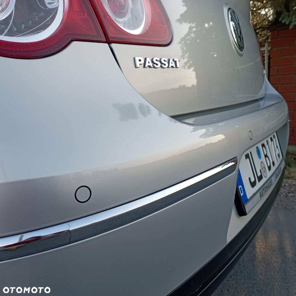 Volkswagen Passat 1.8 TSI Comfortline - 30