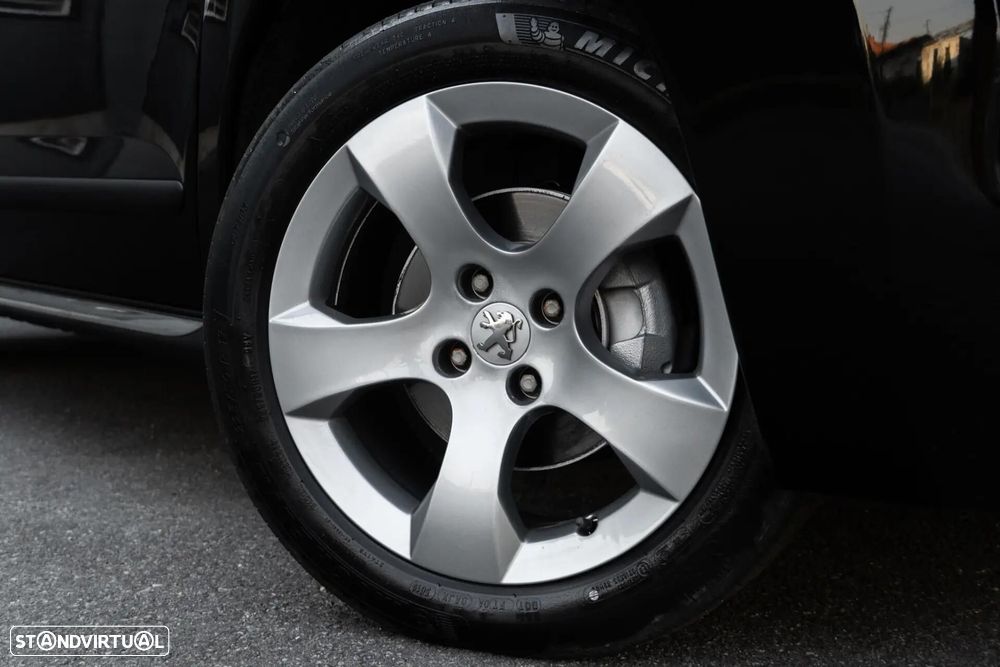 Peugeot 3008 1.6 HDi Allure - 31