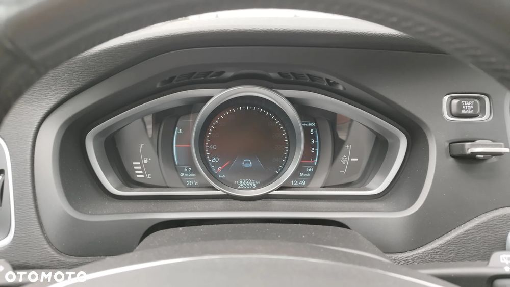 Volvo V40 D3 - 10