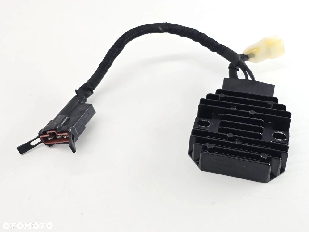 REGULATOR NAPIECIA  TRIUMPH SCRAMBLER 400 SPEED - 1