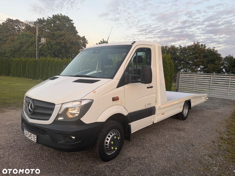 Mercedes-Benz Sprinter - 2