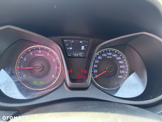 Hyundai ix20 1.6 Premium - 9
