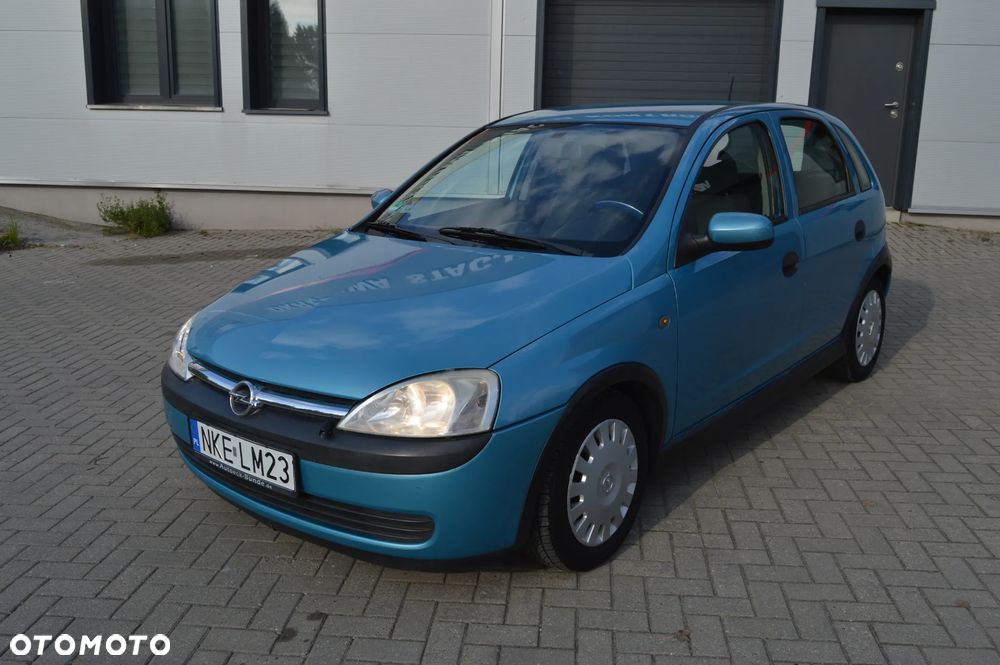 Opel Corsa 1.2 16V Cosmo - 4