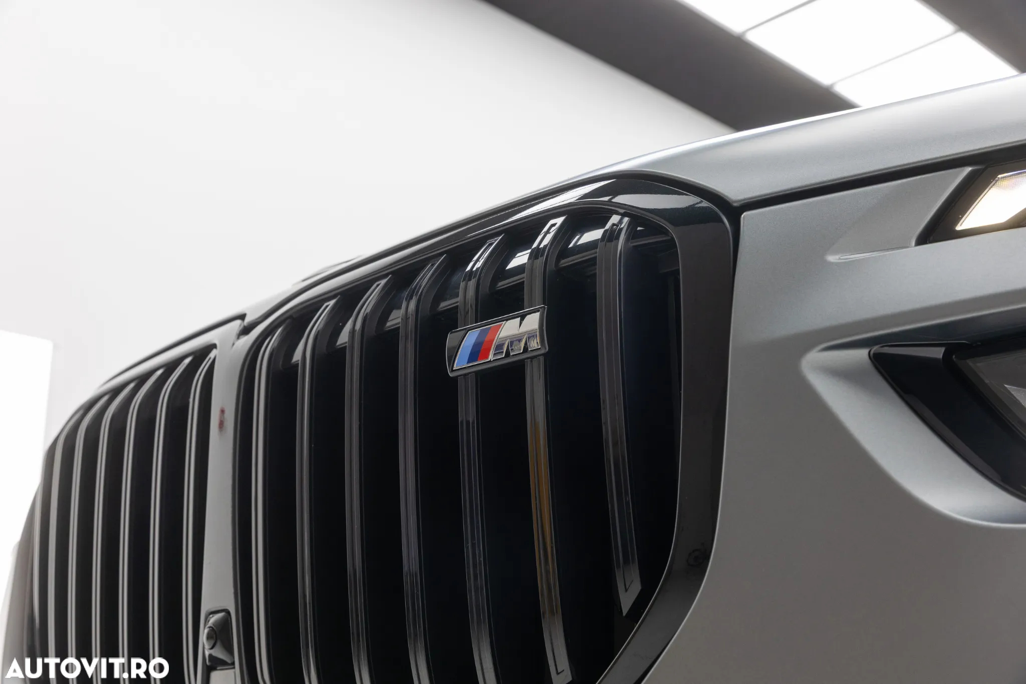BMW X7 M60i xDrive AT MHEV - 13