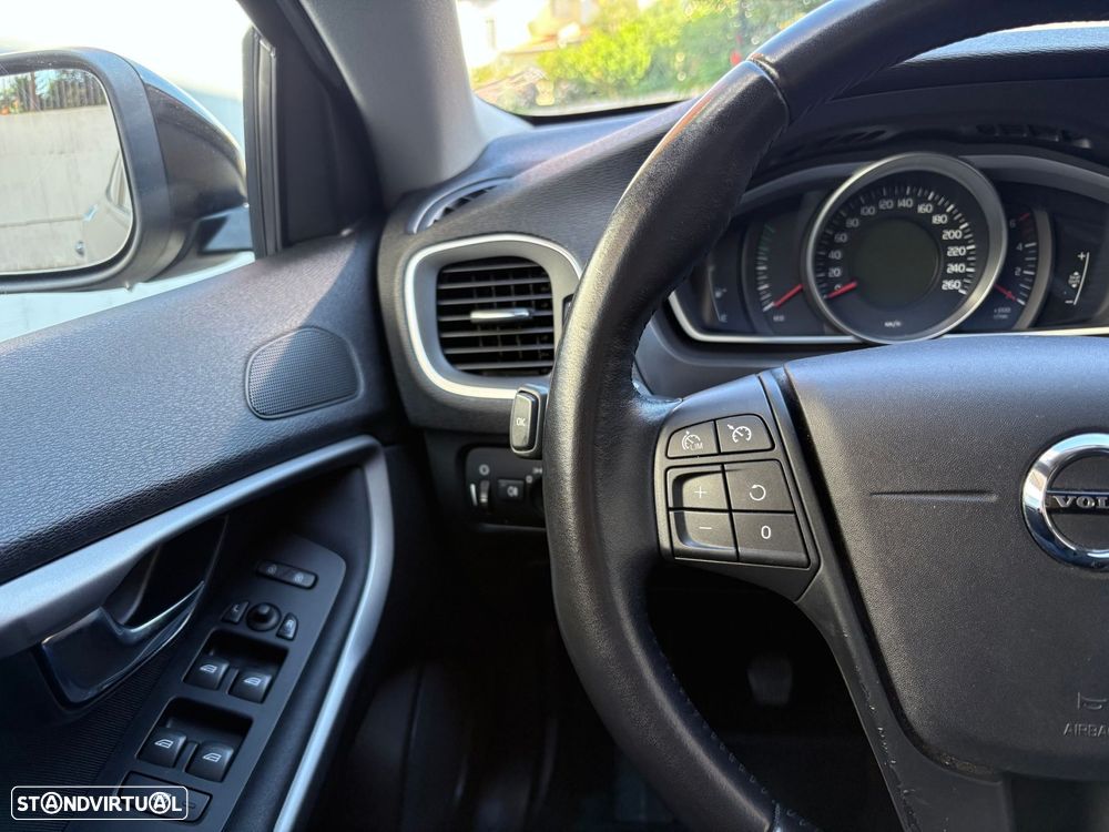 Volvo V40 2.0 D2 Kinetic - 35