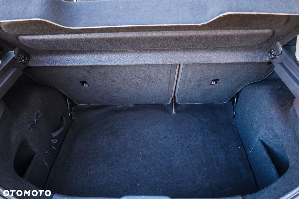 Ford Fiesta 1.0 EcoBoost STart-Stop Titanium - 31