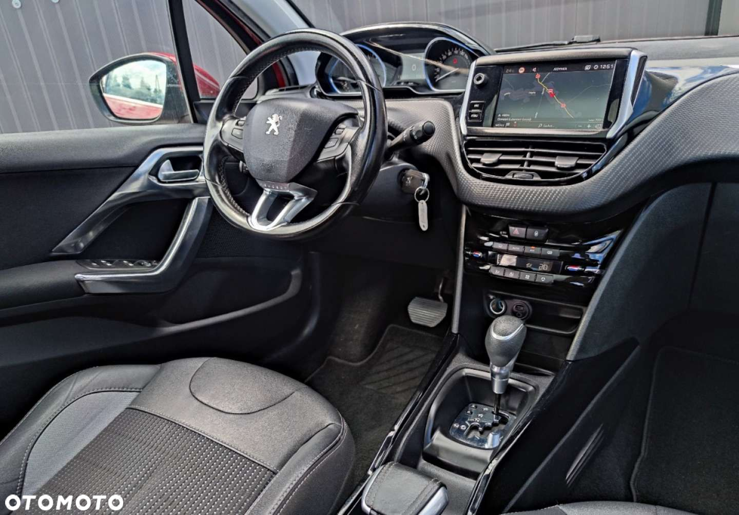 Peugeot 2008 PureTech 110 Stop&Start EAT6 Allure - 27