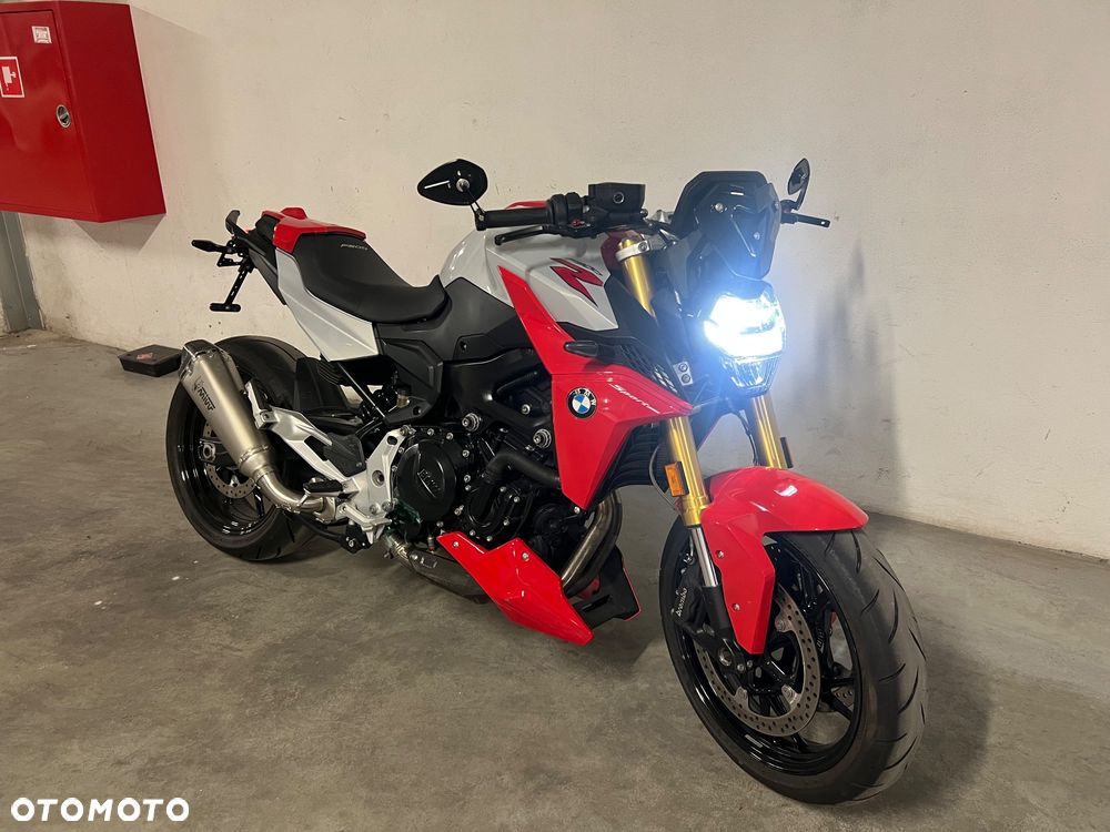 BMW F - 2