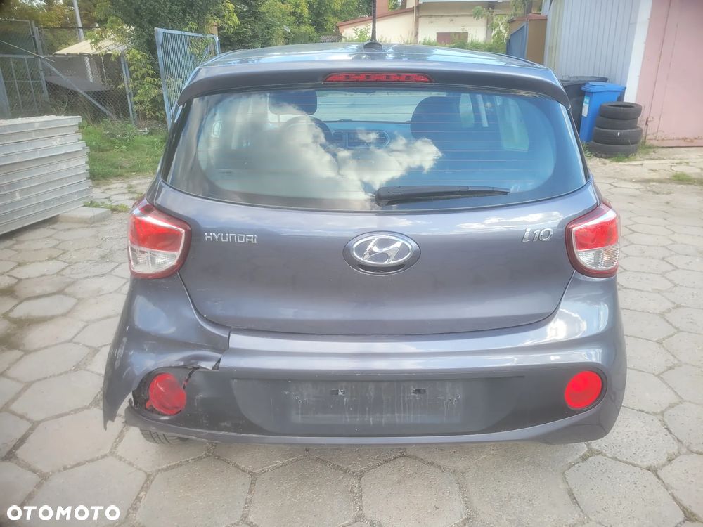 Hyundai i10 1.0 YES Gold - 12