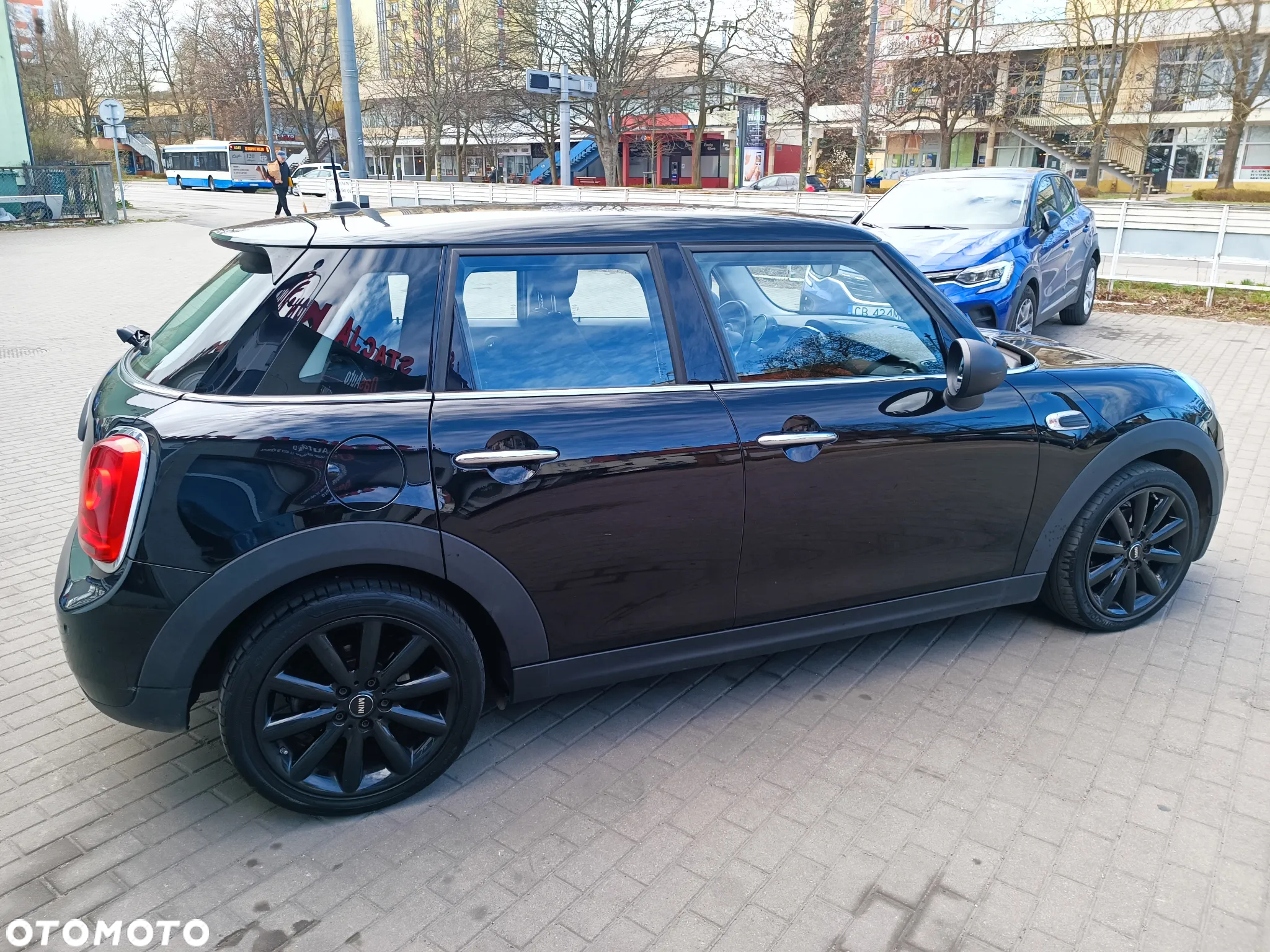 MINI ONE First - 8