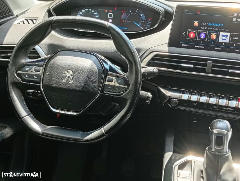 Peugeot 3008 1.5 BlueHDi Allure - 4