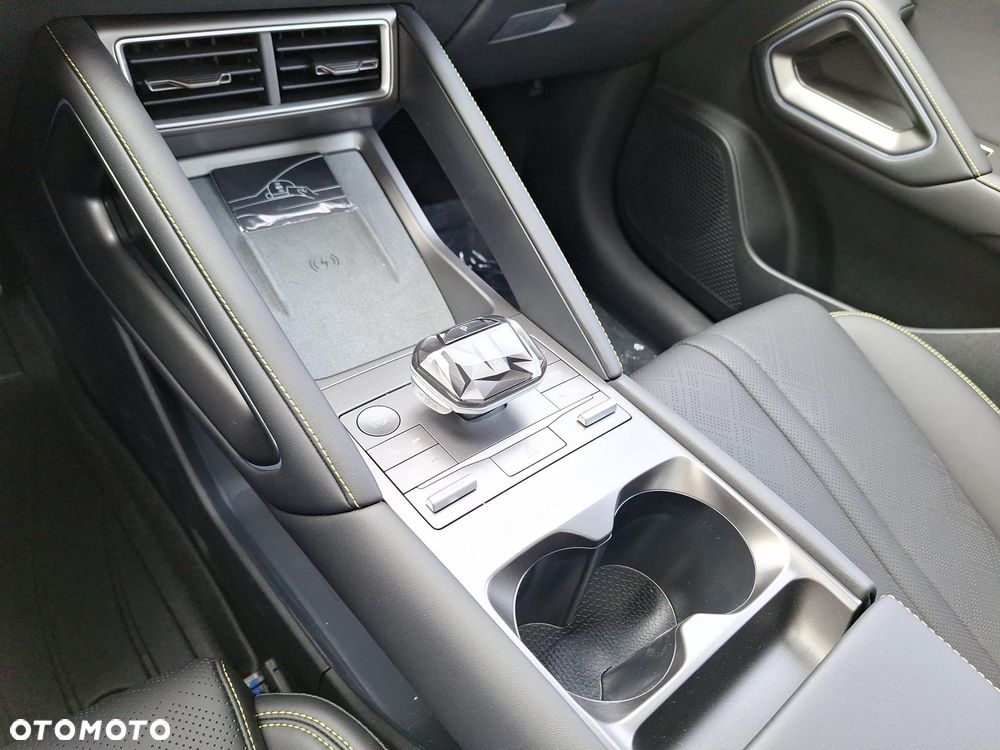 BYD Atto 2 45kWh Active - 16