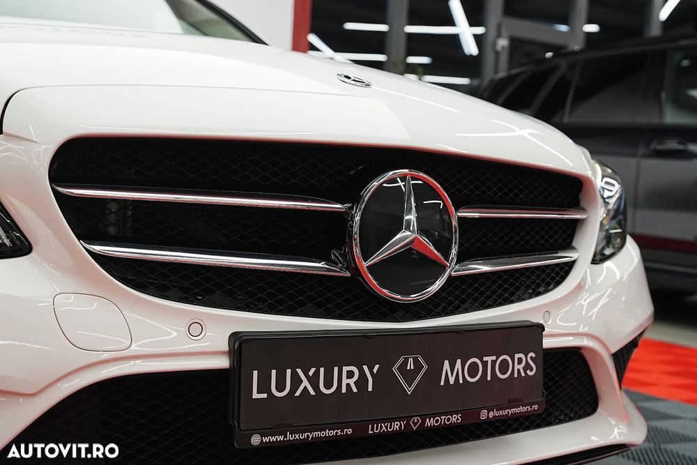 Mercedes-Benz C 220 d 4MATIC 9G-TRONIC - 25