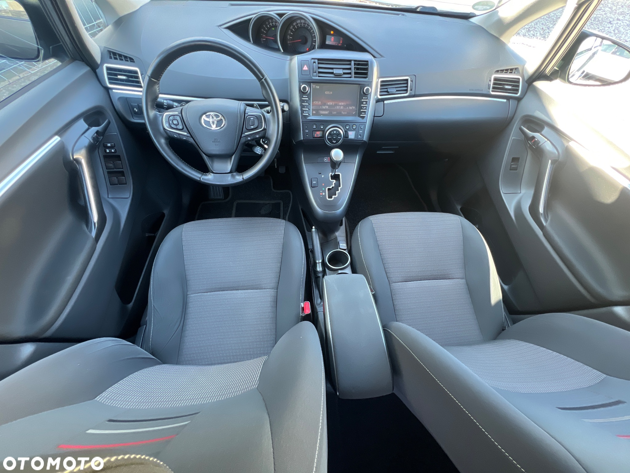 Toyota Verso - 23