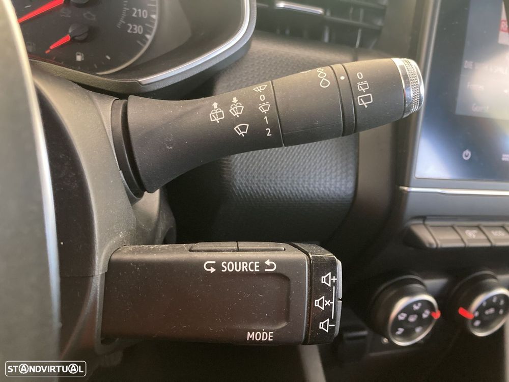 Renault Clio 1.0 TCe Intens - 24