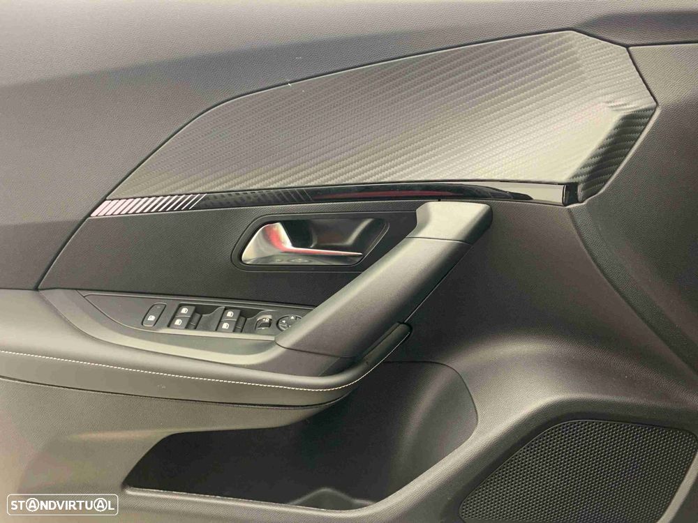 Peugeot e-2008 54 kWh Allure - 11