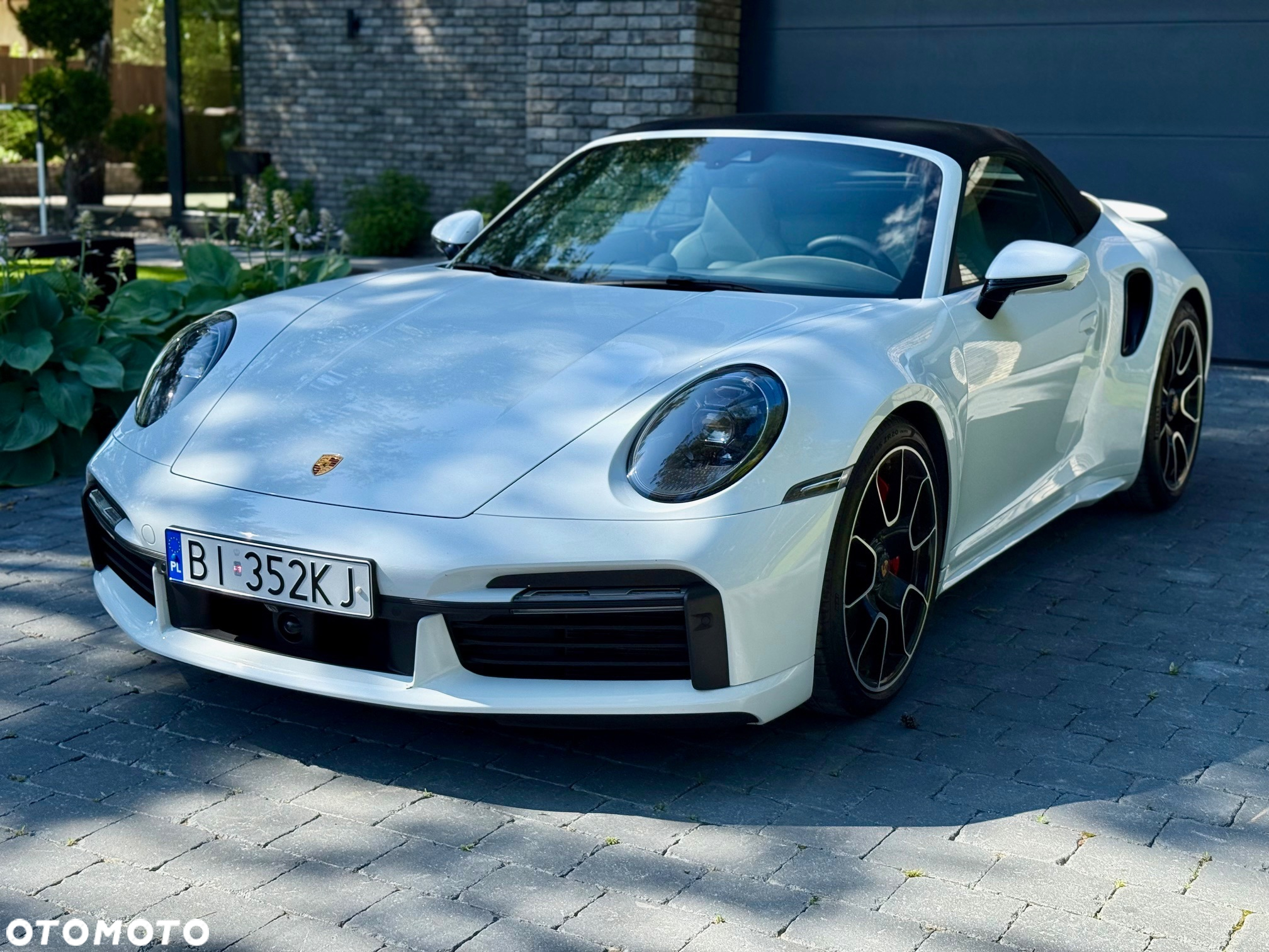 Porsche 911 Carrera Turbo Cabrio - 2