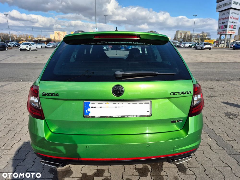 Skoda Octavia 2.0 TDI RS DSG - 28