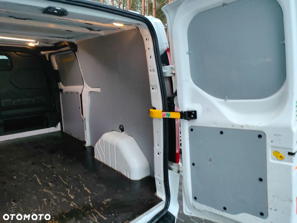 Ford TRANSIT CUSTOM 2020r 2,0 TDCI 130KM L2H1 LONG DUBEL DRZWI EURO 6 LEDY CENA BRUTTO VAT 23% - 28