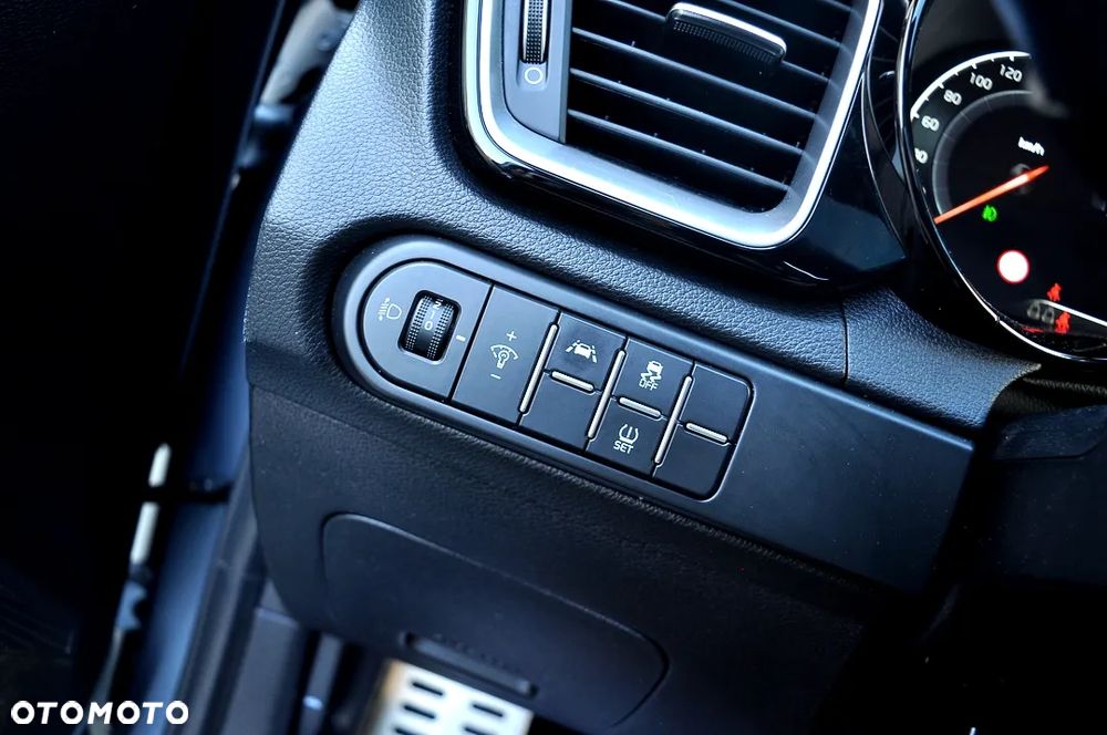 Kia ProCeed 1.4 T-GDI DCT7 OPF GT LINE - 28