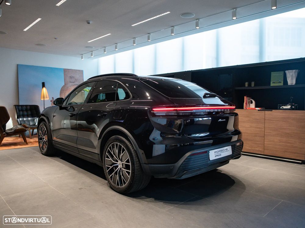 Porsche Macan Electric - 9