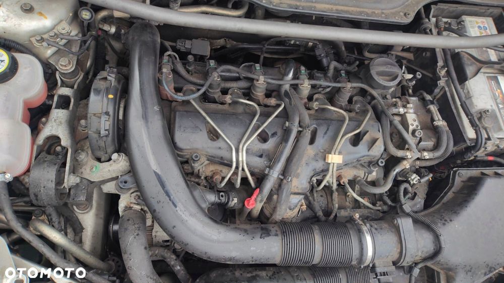 volvo v50 silnik 2.4 diesel 180km d5244t13 kompletny film 2008 - 1