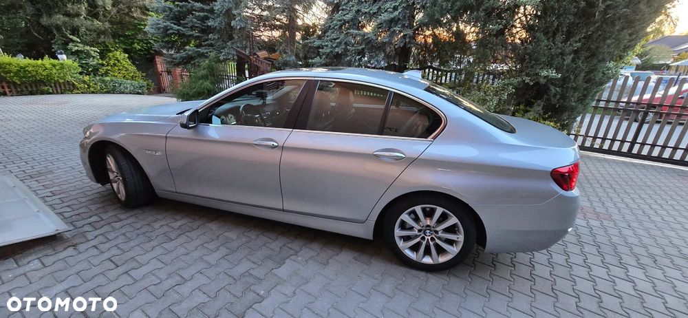 BMW Seria 5 535i xDrive Sport-Aut Luxury Line - 10