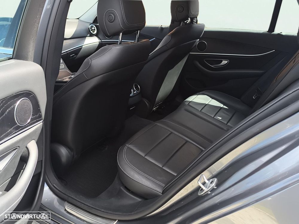 Mercedes-Benz E 300 - 15