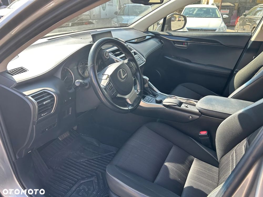 Lexus NX 200t Elegance AWD - 8