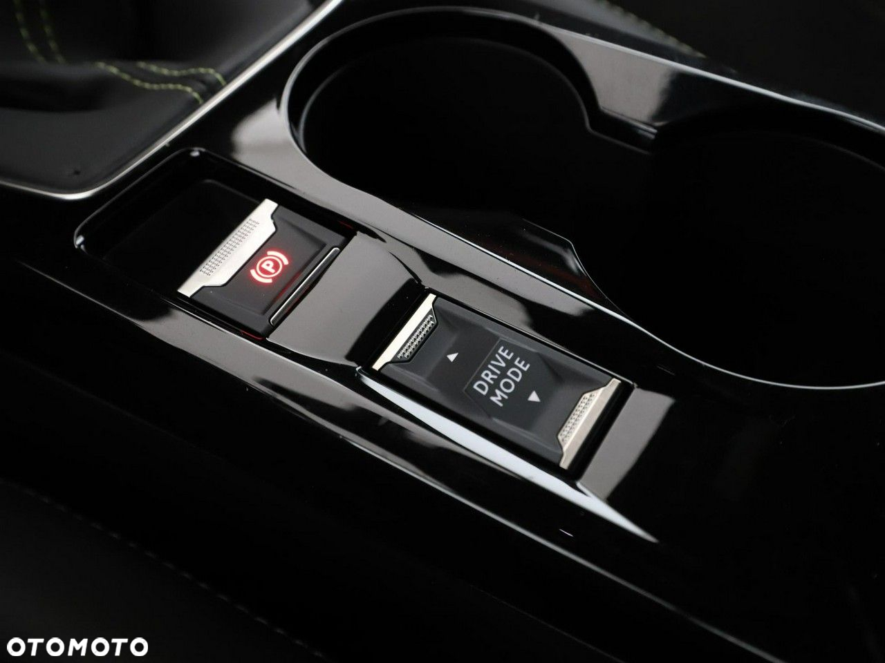 Peugeot 208 PureTech 100 GT Pack - 30