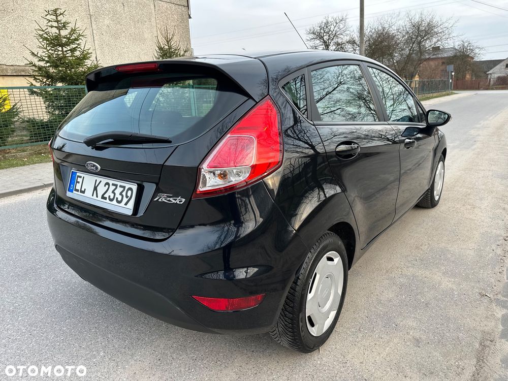 Ford Fiesta - 9