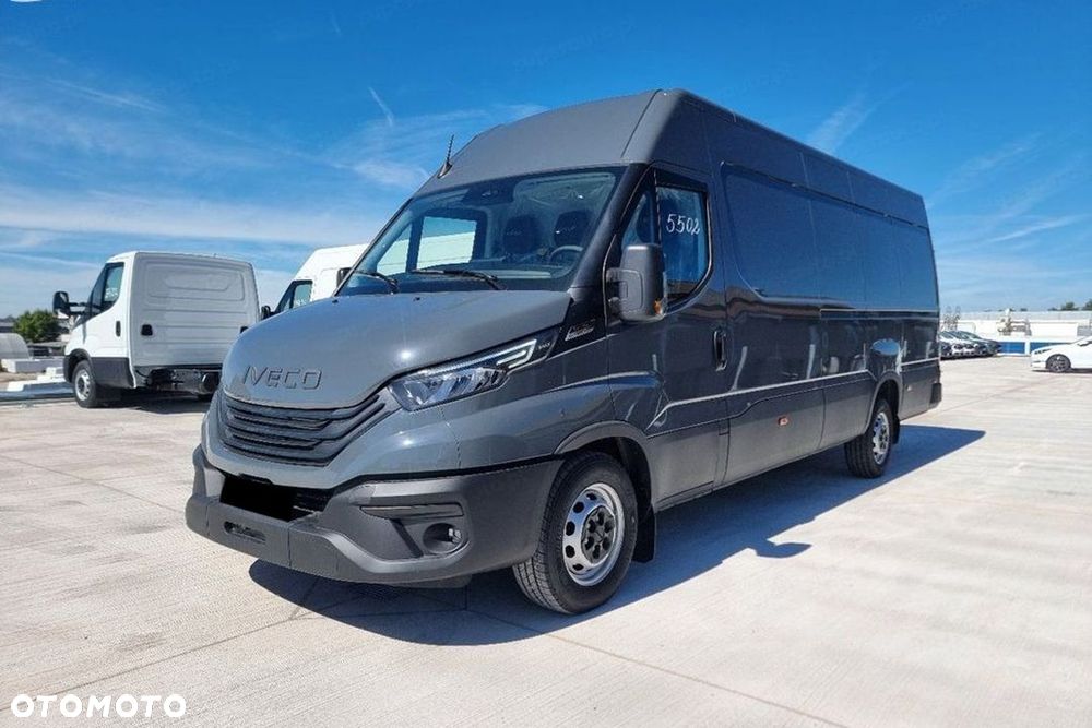 Iveco Daily 35S18 16m3 L4H2 3.0 176KM - 5