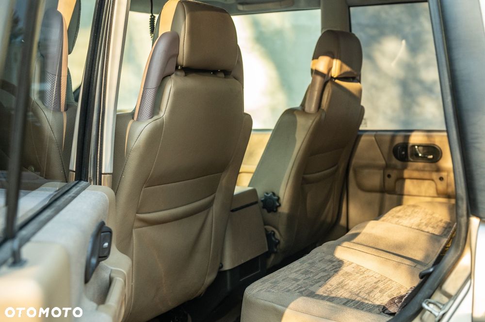 Land Rover Discovery - 21
