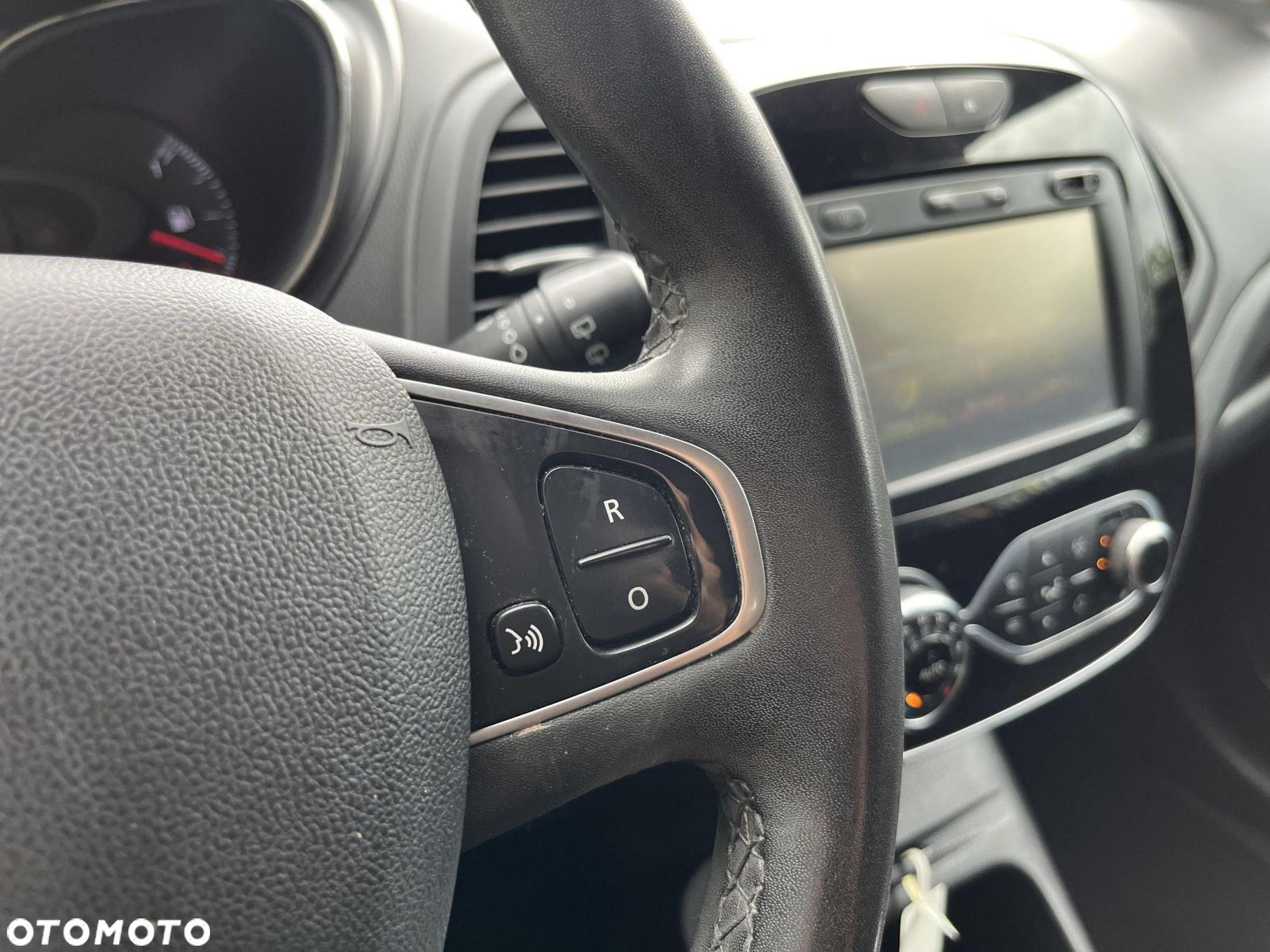 Renault Captur 0.9 Energy TCe Limited - 25