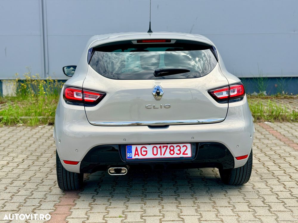 Renault Clio - 6