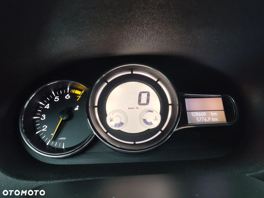 Renault Megane 1.2 16V TCe Energy Limited EU6 - 8