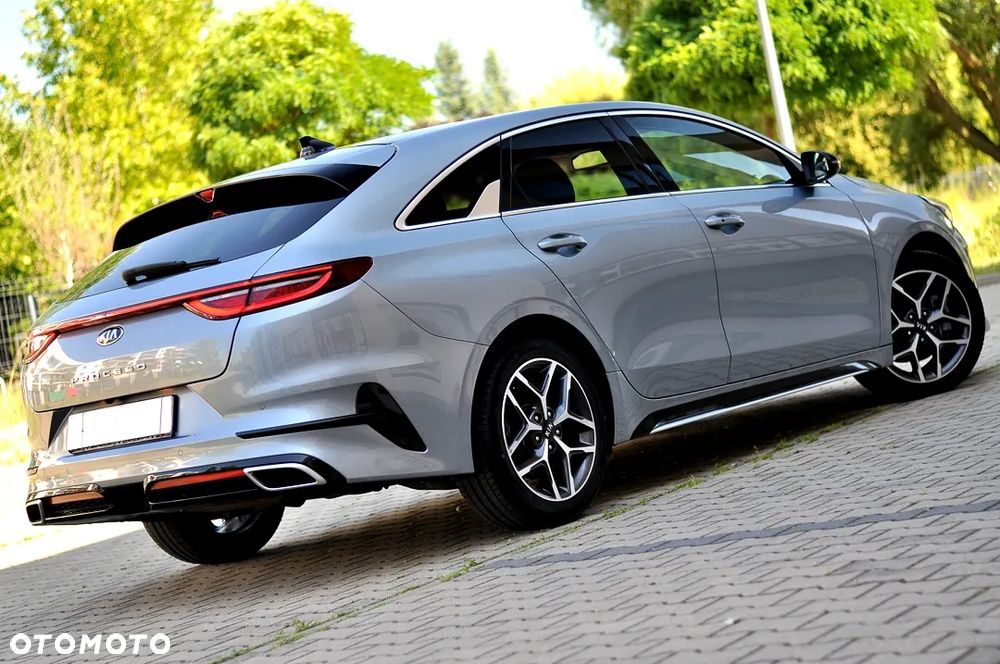 Kia ProCeed 1.4 T-GDI DCT7 OPF GT LINE - 12