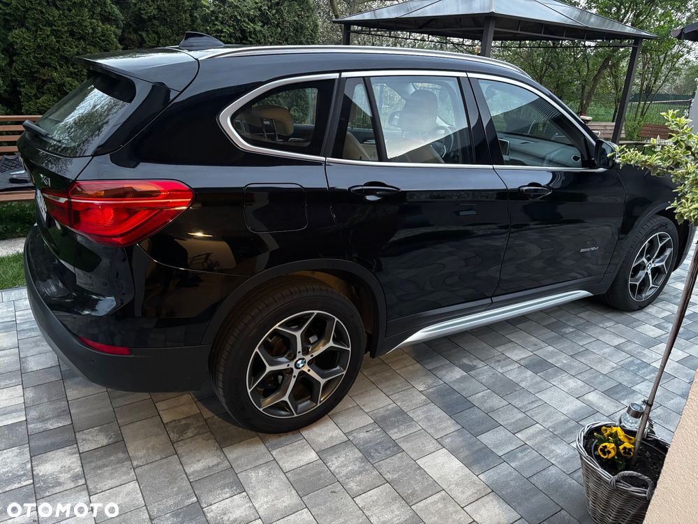 BMW X1 sDrive18d xLine - 2