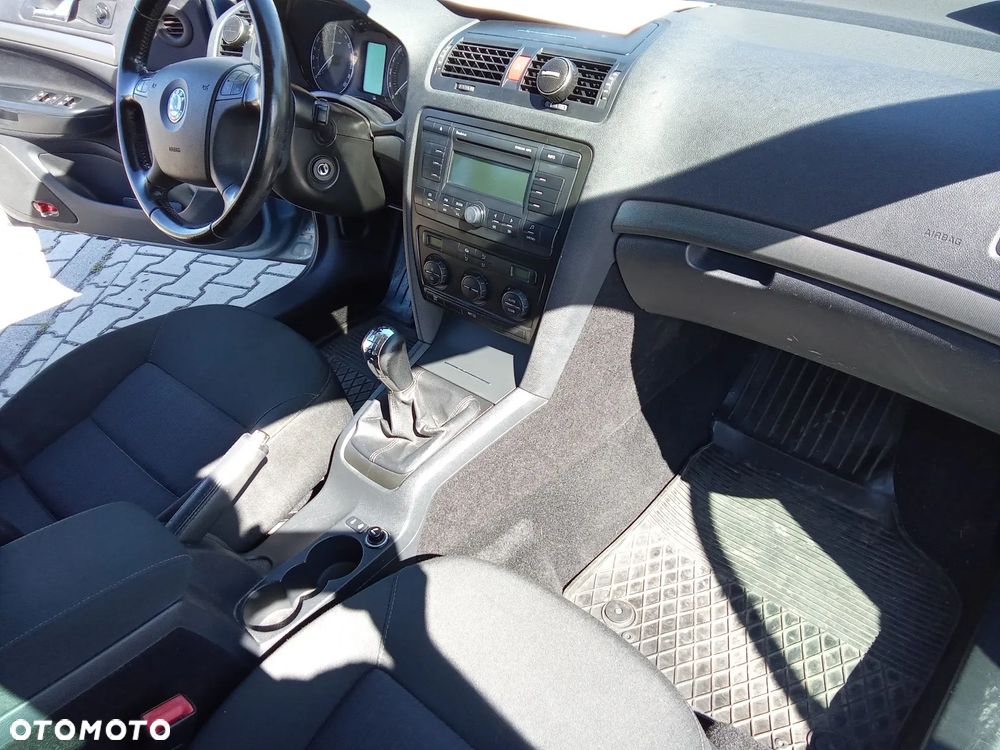 Skoda Octavia 1.8 T FSI Ambiente - 15