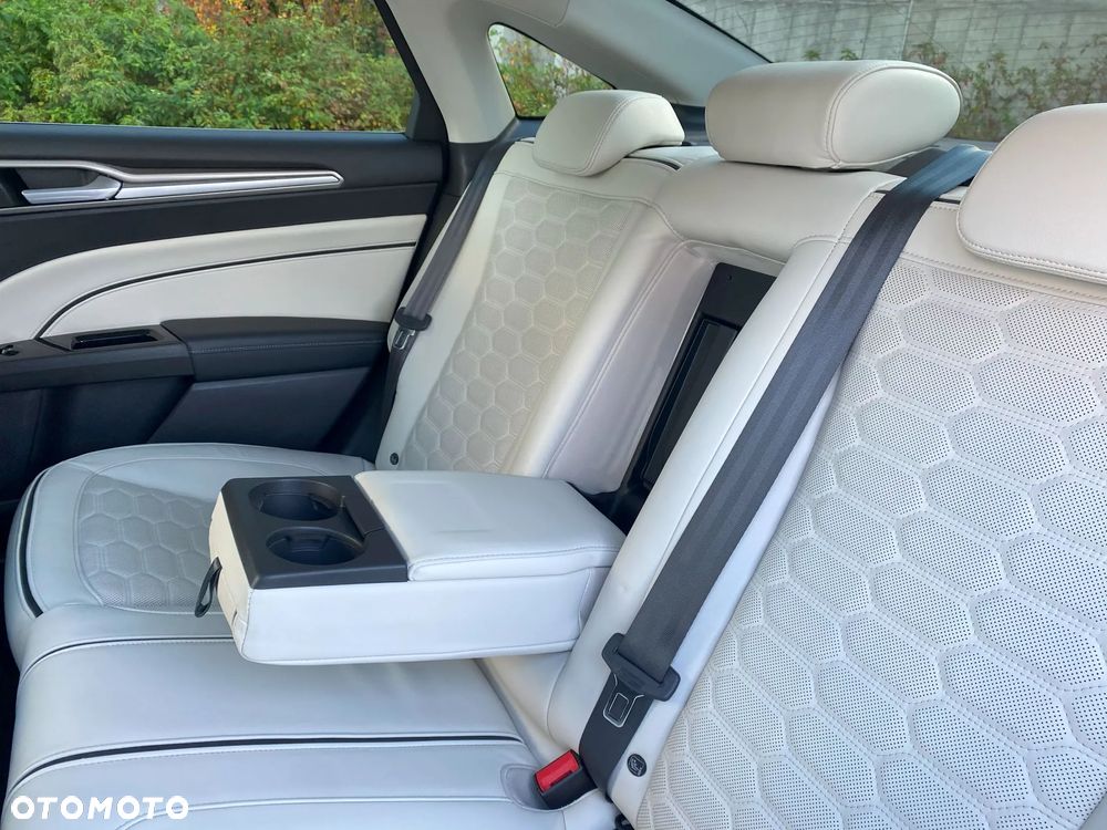 Ford Mondeo Vignale 2.0 TDCi 4WD PowerShift - 29