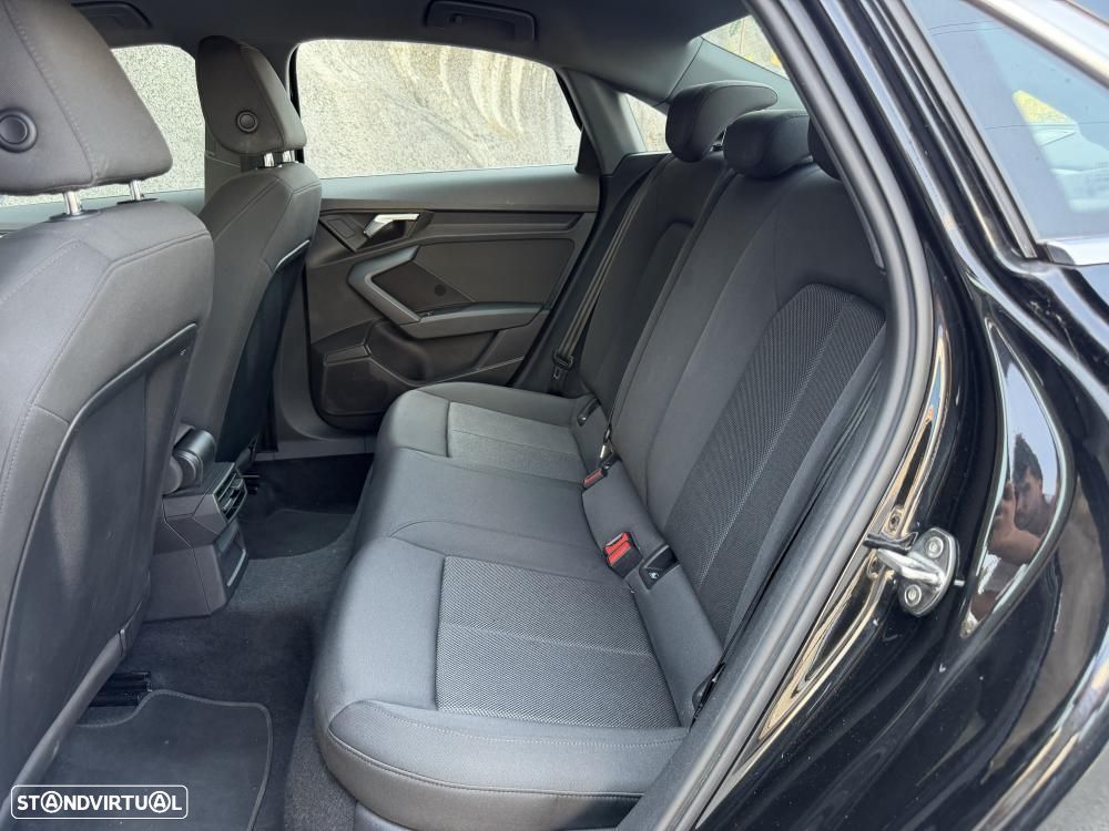Audi A3 Limousine 30 TFSI S tronic sport - 29