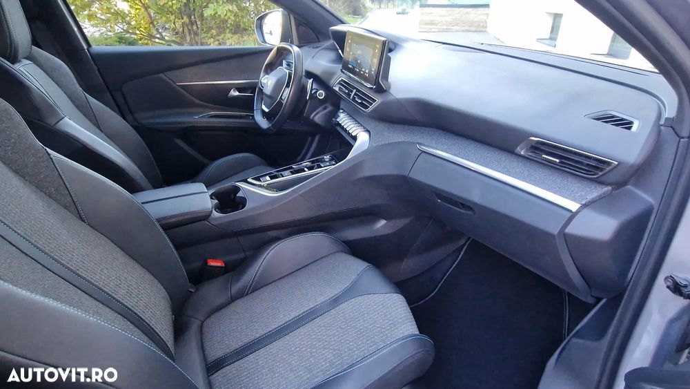 Peugeot 3008 PHEV 300 EAT8 4X4 Allure Pack - 21