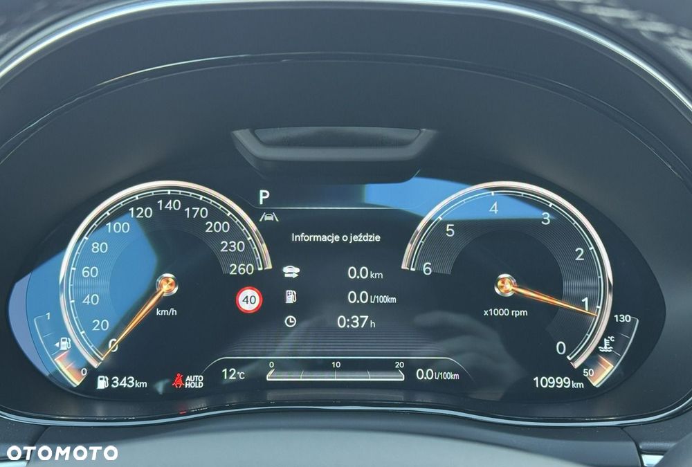 Genesis GV70 - 40
