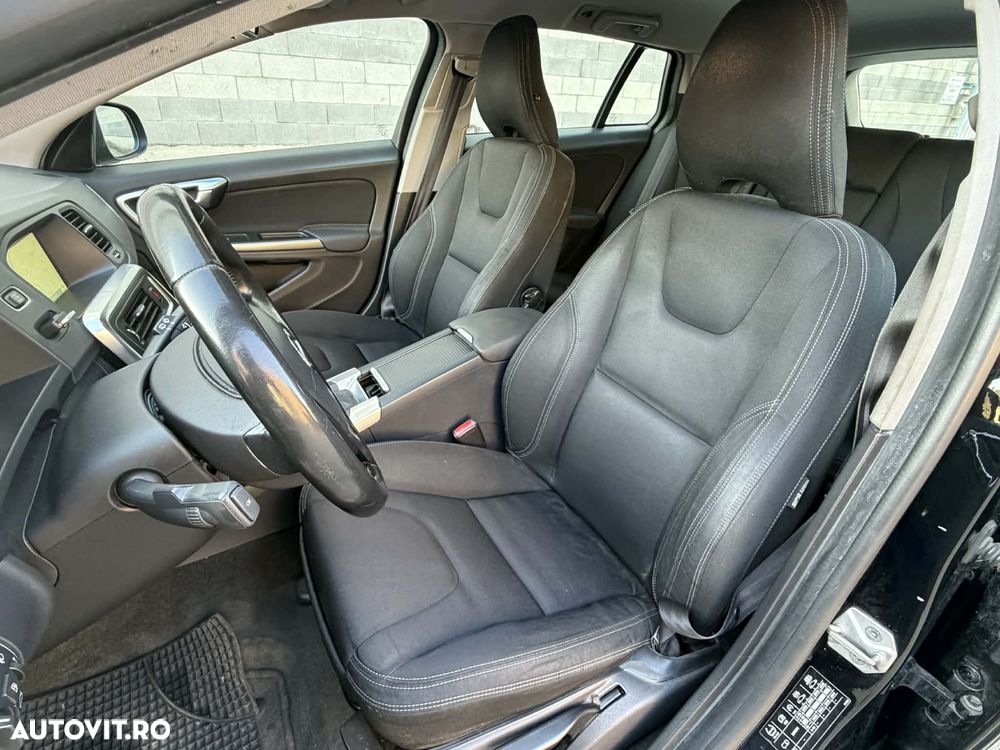 Volvo V60 D2 Geartronic Powershift RDesign - 9