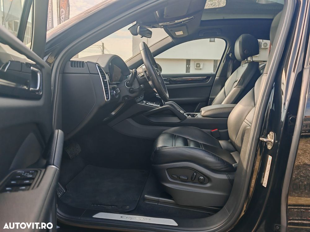 Porsche Cayenne Coupe E-Hybrid Tiptronic S Black Edition - 21