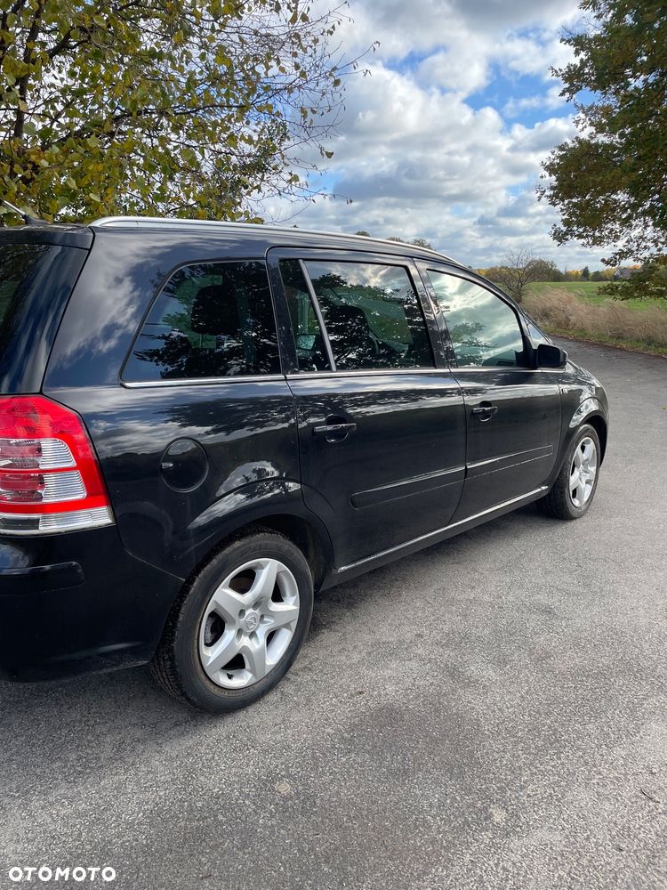 Opel Zafira 1.6 - 3