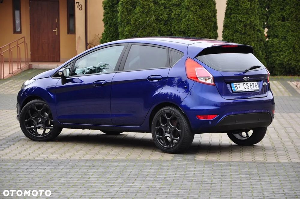 Ford Fiesta 1.25 Celebration - 21